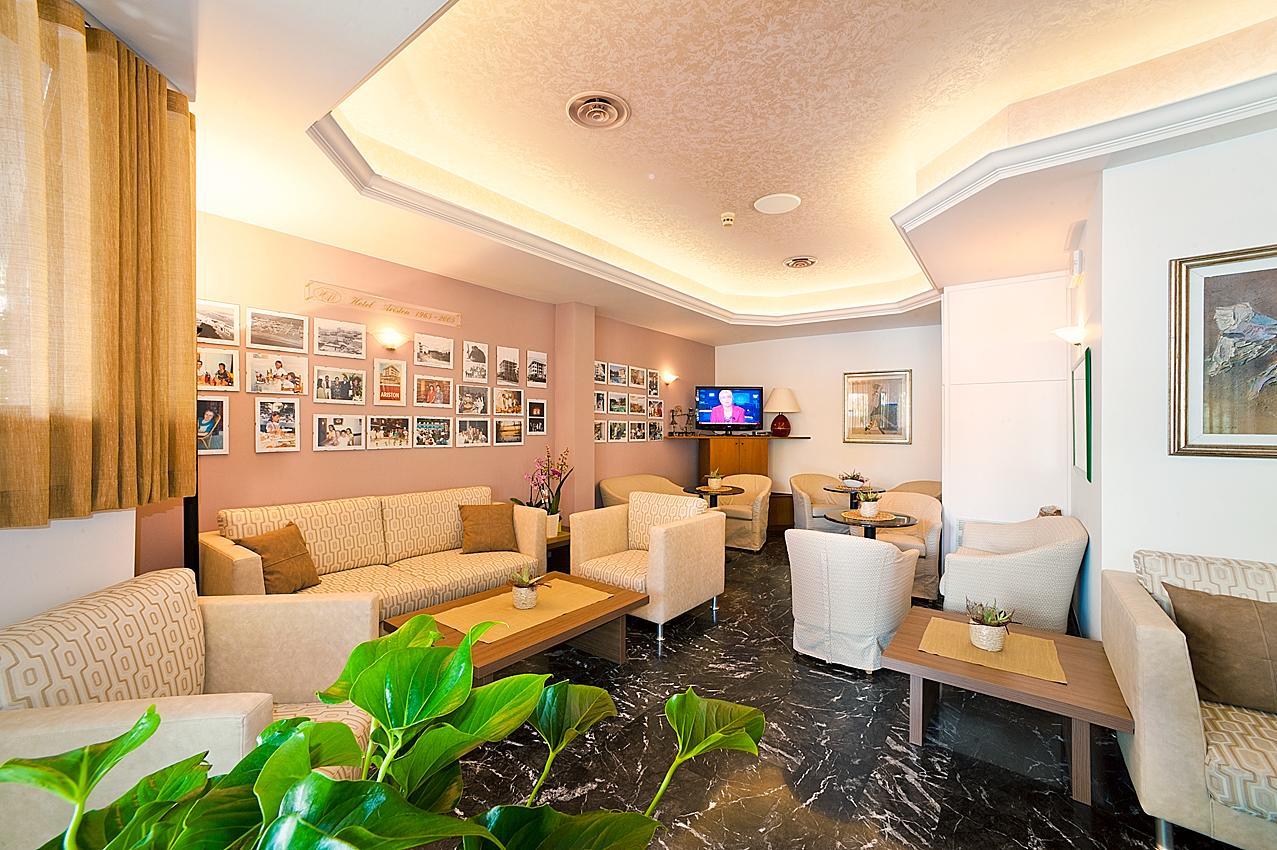 Hotel Ariston Bibione Exterior photo